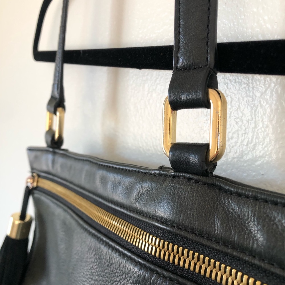 Margot black leather and suede shoulder bag with tassel and gold hardware - Picture 11 of 14